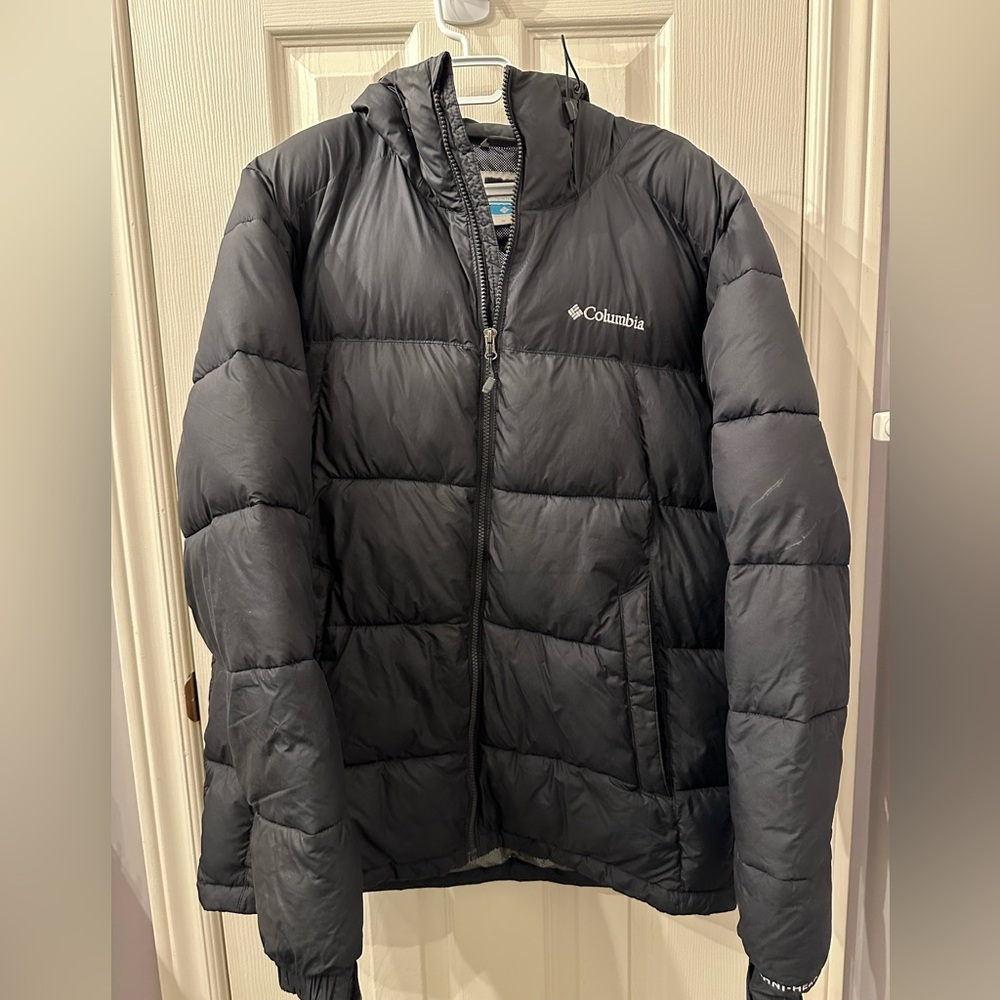 Columbia Puffer Jacket, Size M